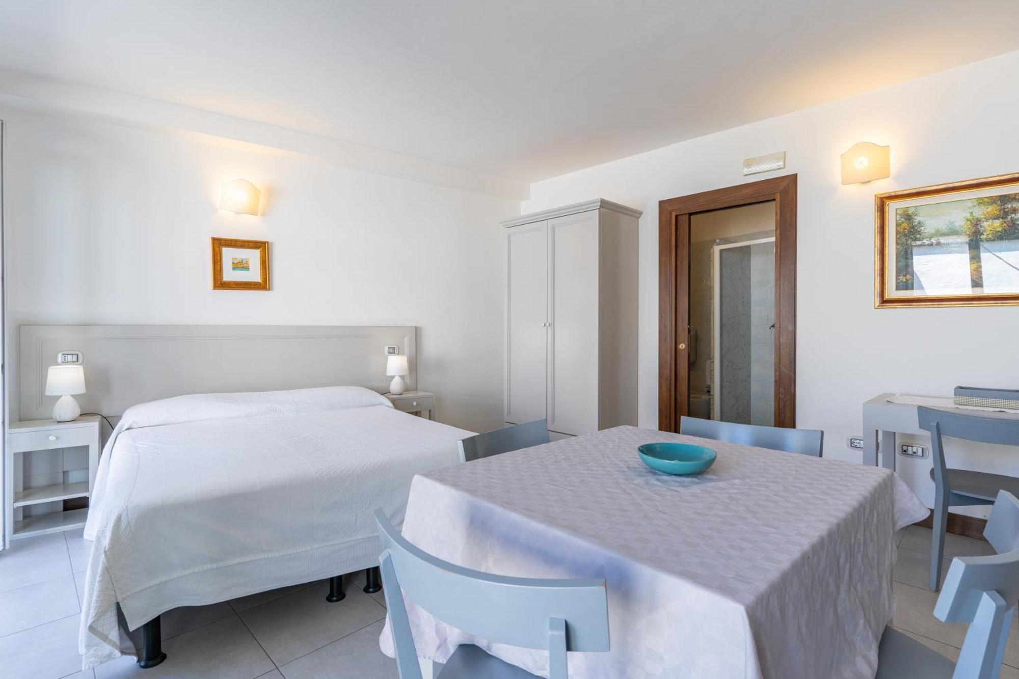 Albergo Residenziale La Corte Tortolì Buitenkant foto
