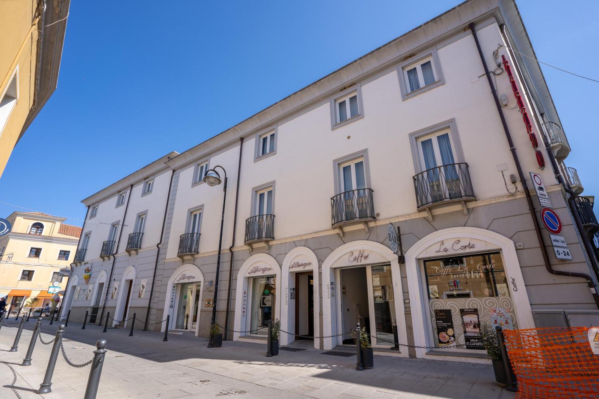 Albergo Residenziale La Corte Tortolì Buitenkant foto