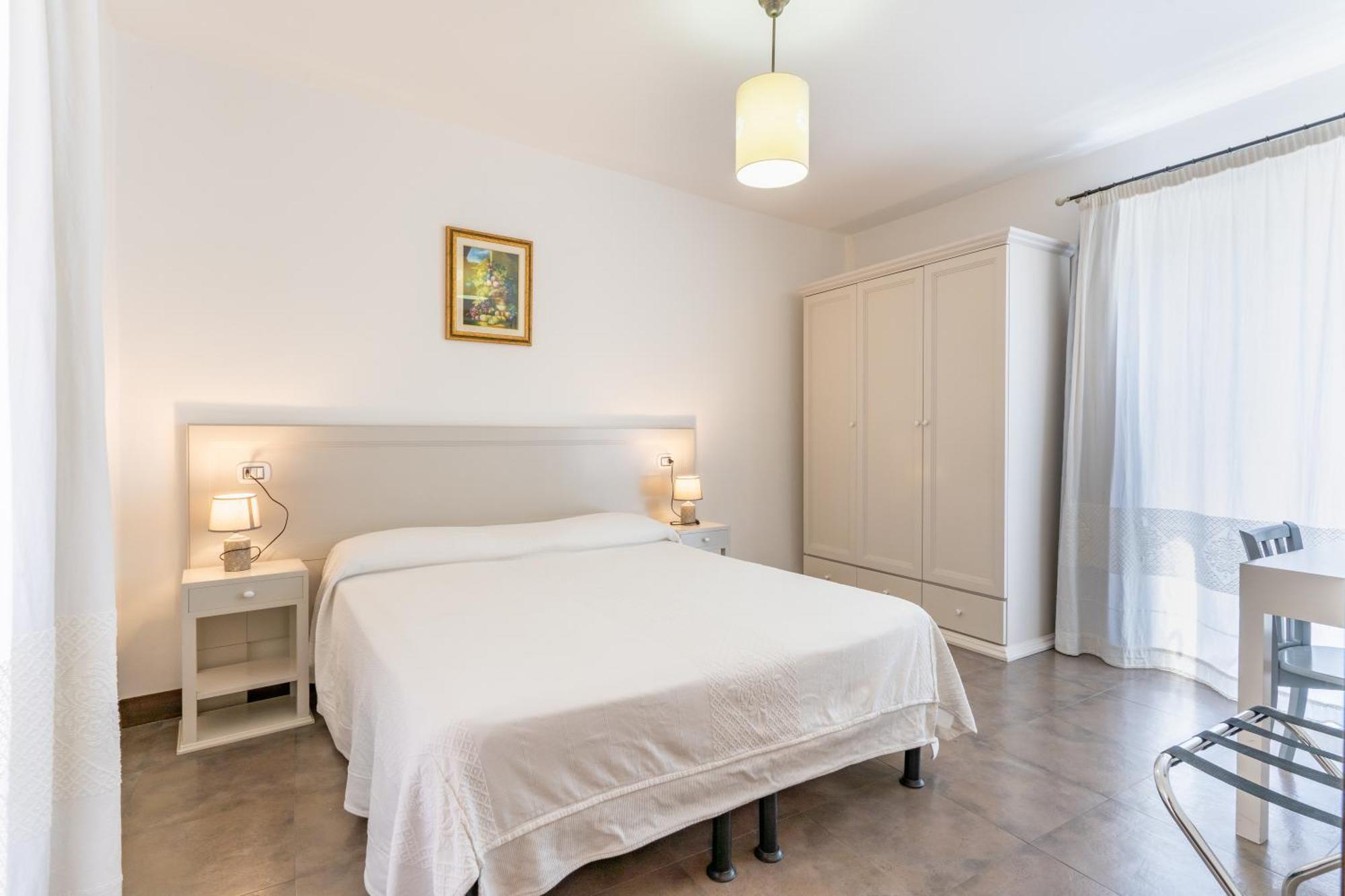 Albergo Residenziale La Corte Tortolì Buitenkant foto