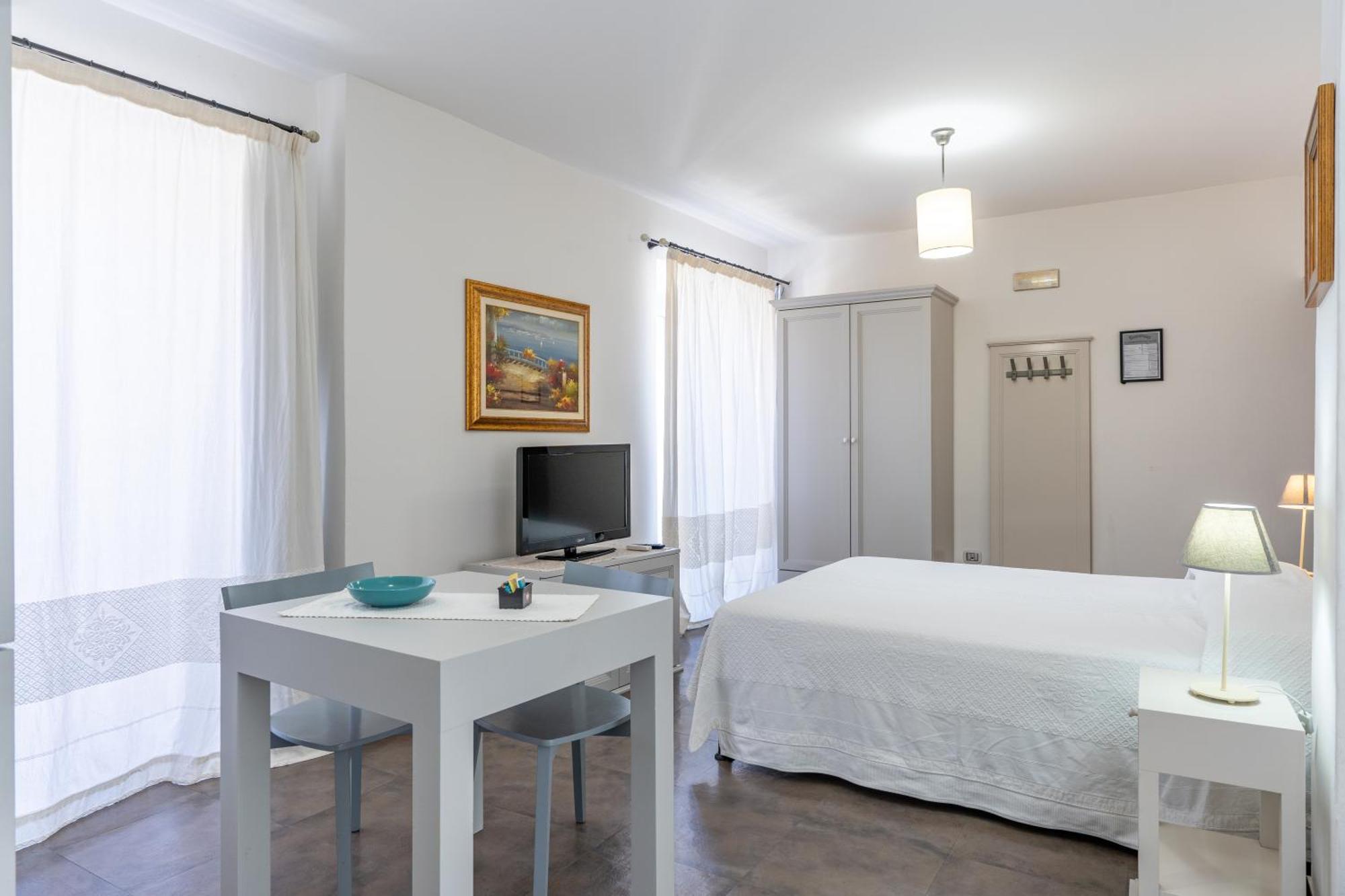 Albergo Residenziale La Corte Tortolì Buitenkant foto
