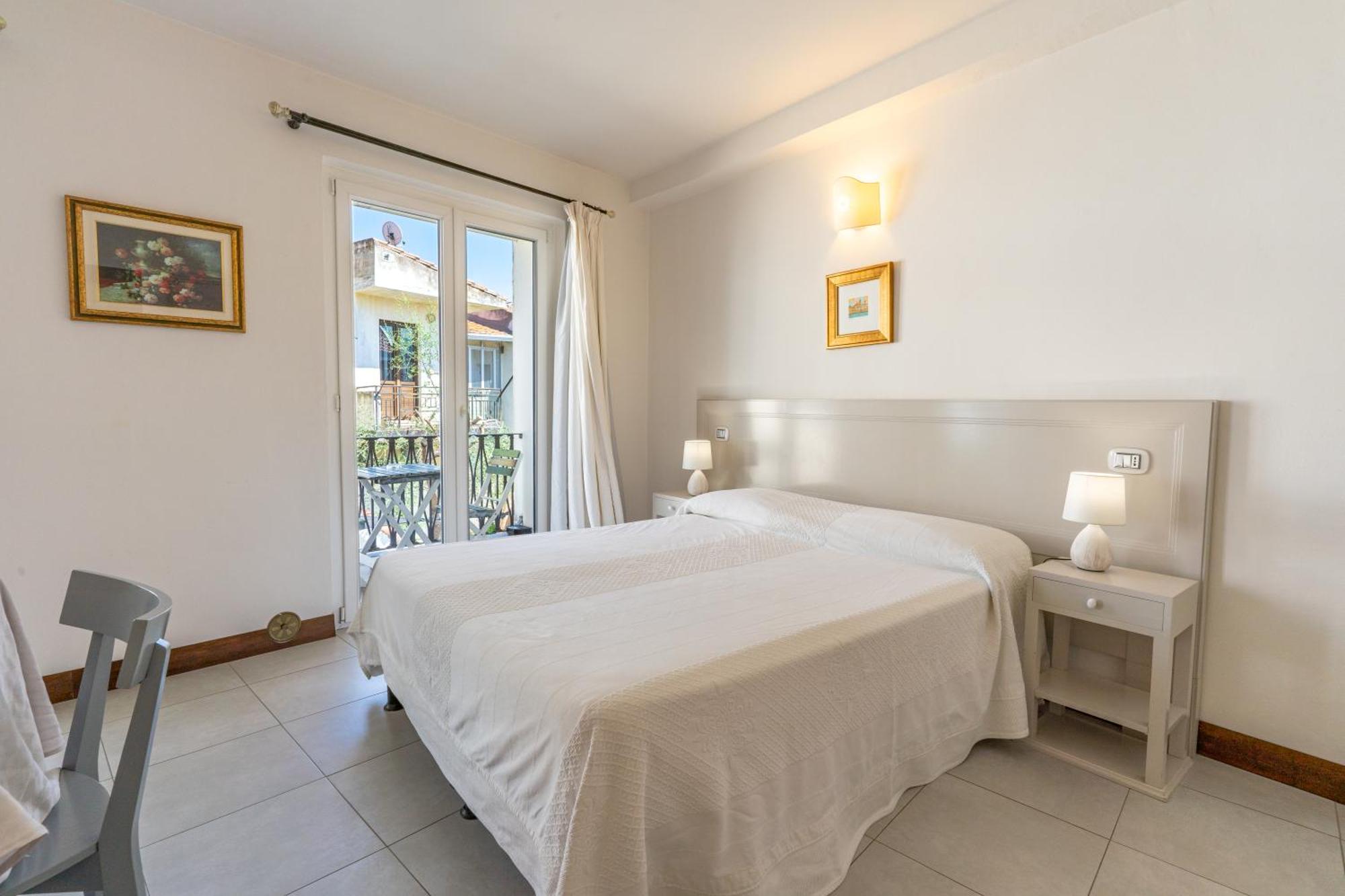 Albergo Residenziale La Corte Tortolì Buitenkant foto