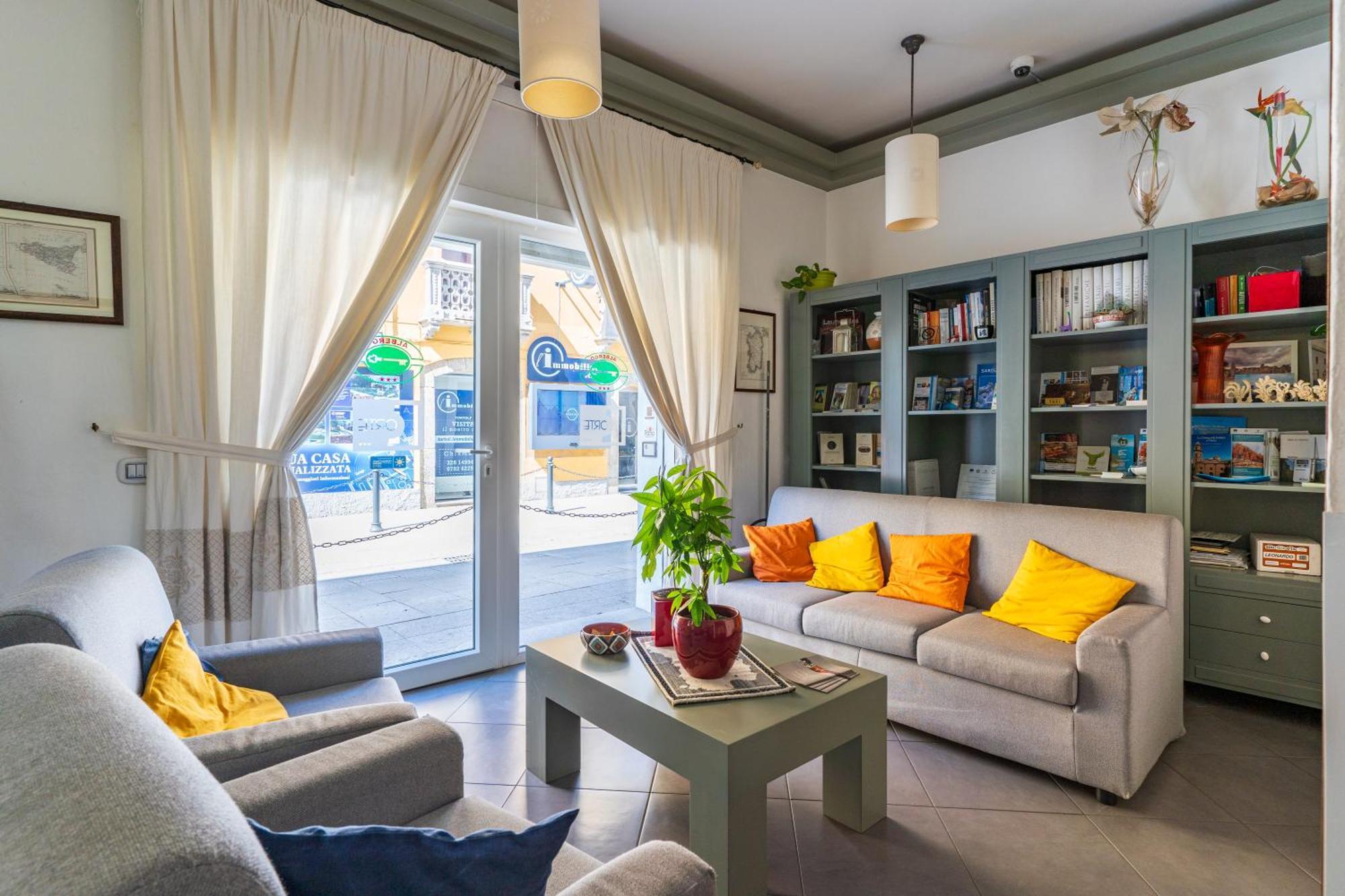 Albergo Residenziale La Corte Tortolì Buitenkant foto