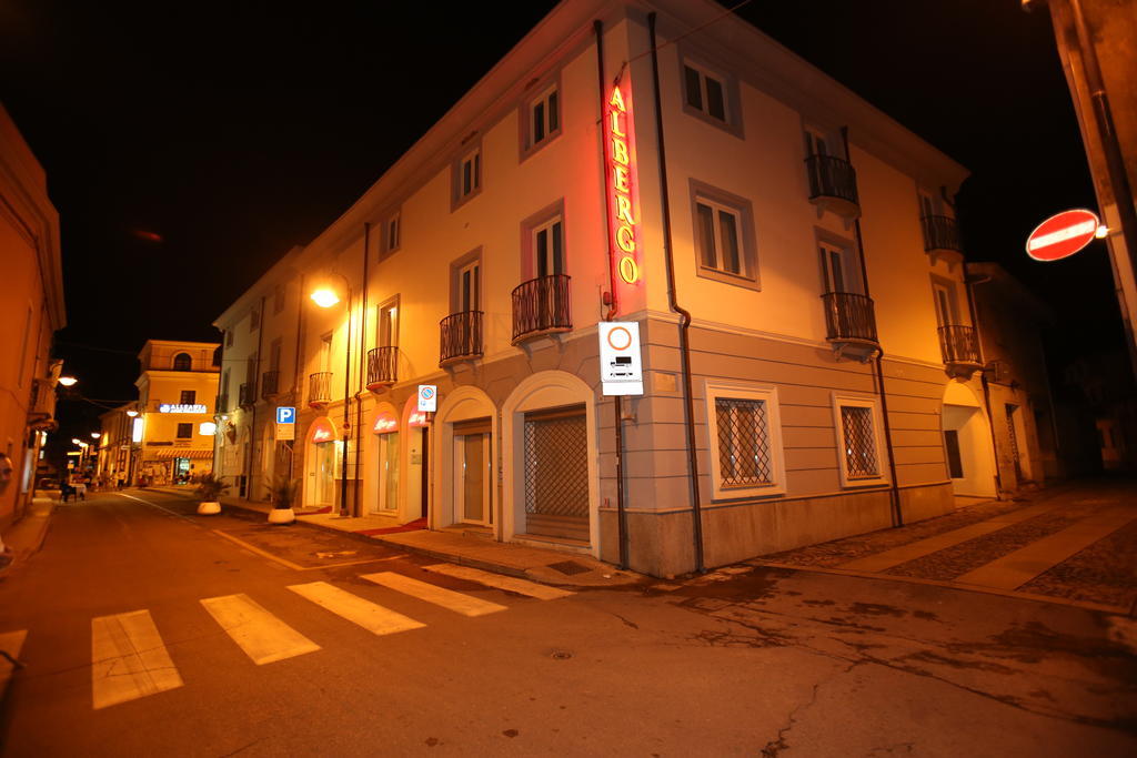 Albergo Residenziale La Corte Tortolì Buitenkant foto