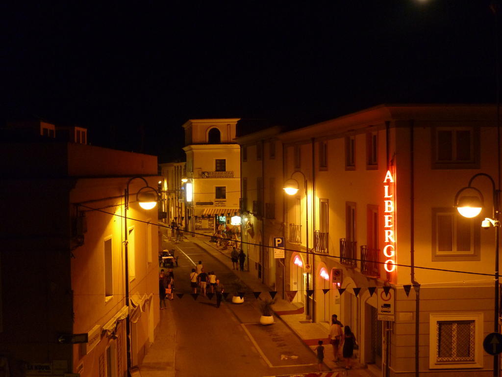 Albergo Residenziale La Corte Tortolì Buitenkant foto