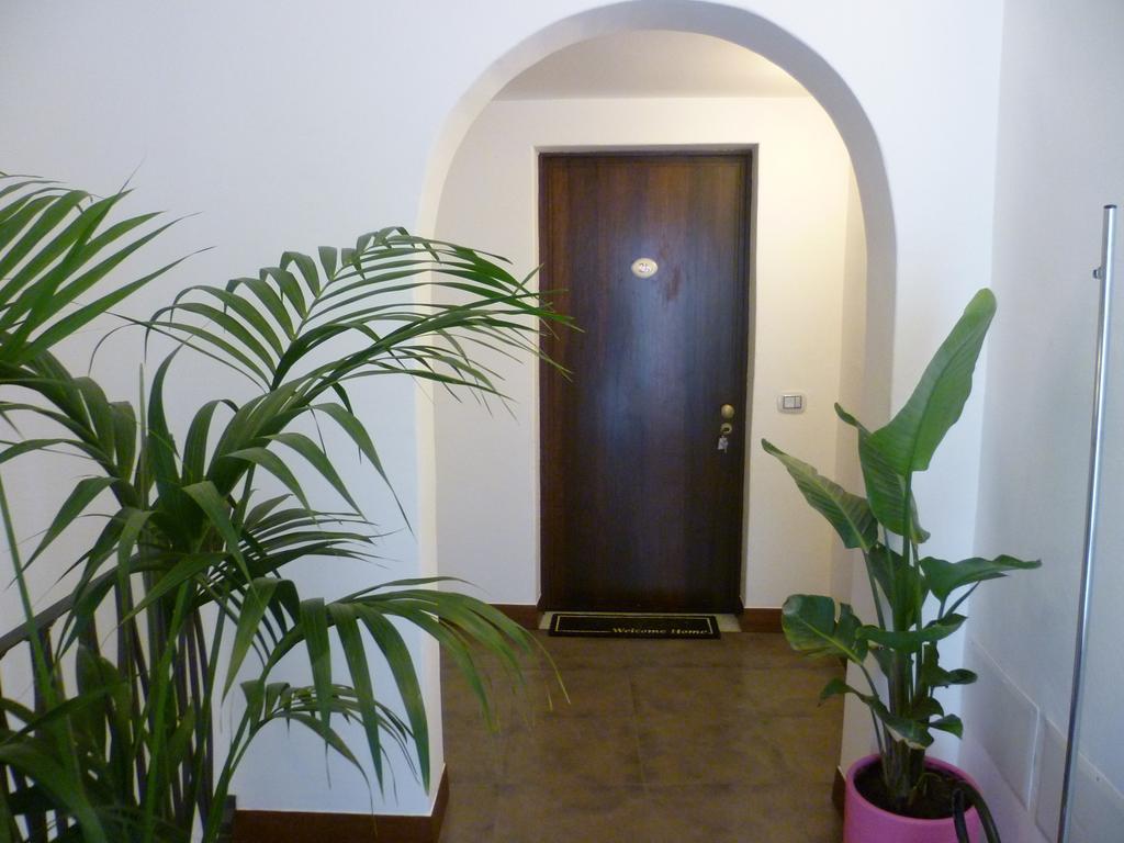 Albergo Residenziale La Corte Tortolì Buitenkant foto